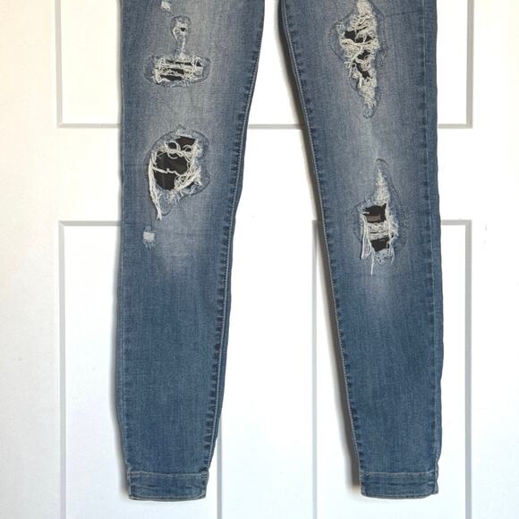 Judy Blue Women’s Camo Patch Skinny Jeans Distressed Size 7/28 JB82109MD - Picture 4 of 15